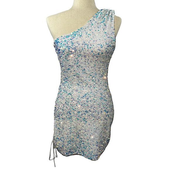 Beautiful White One Shoulder Sequin Stretch Mini Dress Size Medium - Picture 1 of 10